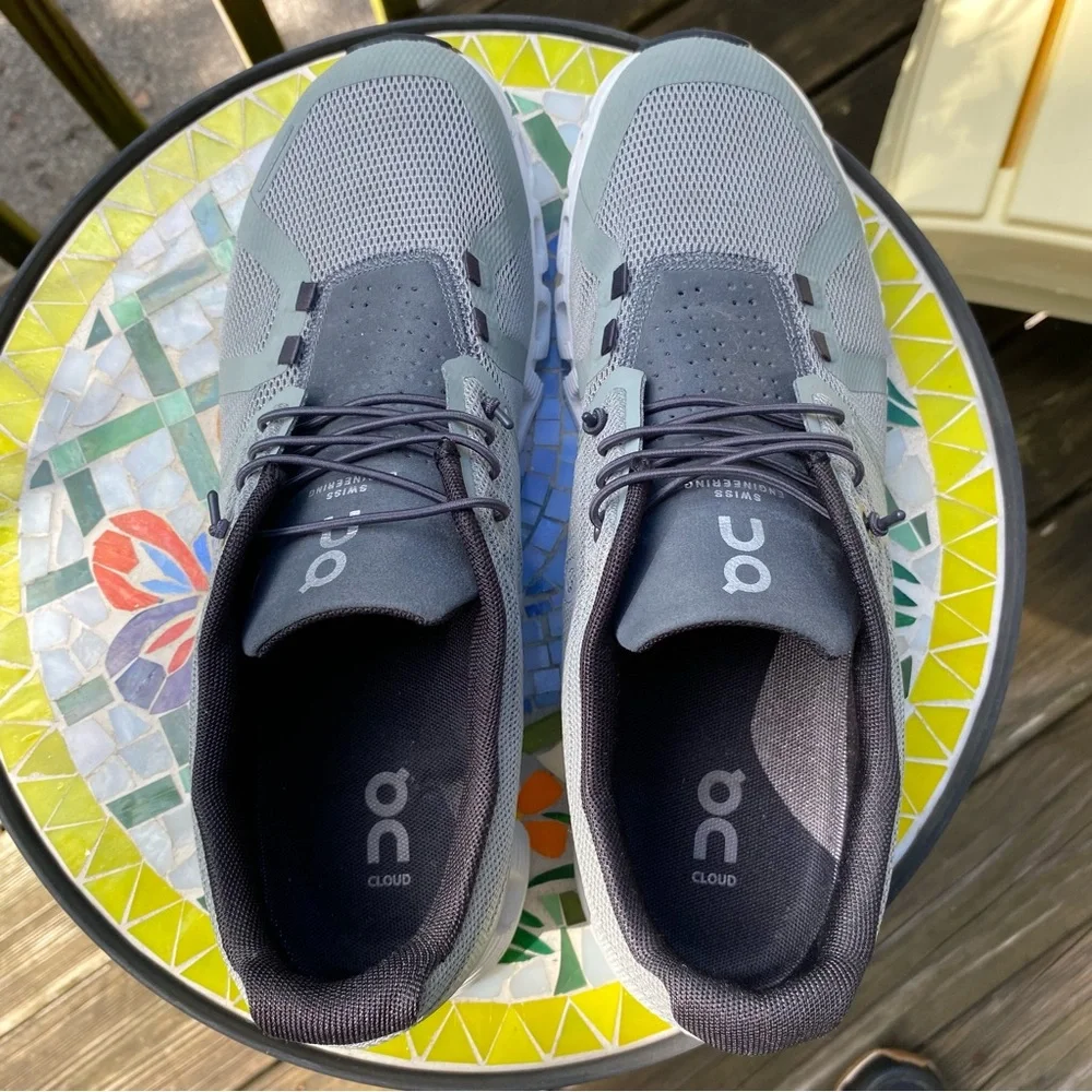 Womens On Cloud 5 Sneaker, Kelp/Shadow, Size 11 - Picture 4 of 7